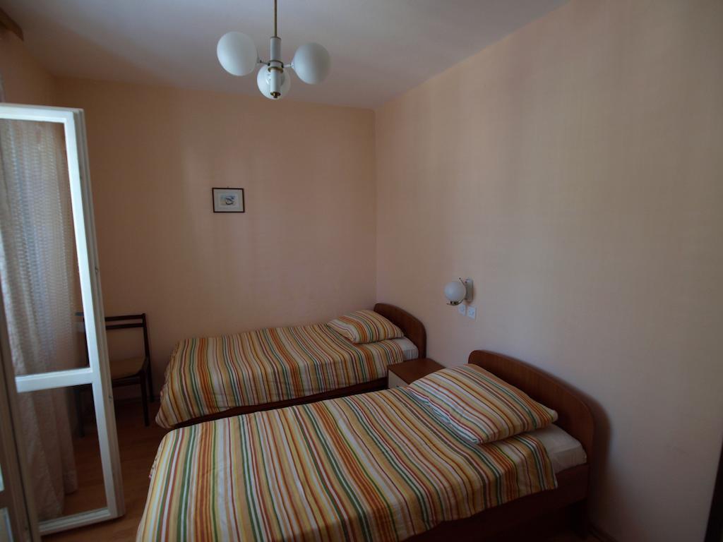 Guest House Sandra Rab Town Ruang foto
